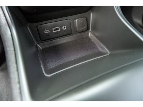 Used 2023 GMC Terrain SLE w/ Driver Convenience Package FWD image 27