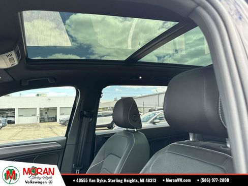 Used 2022 Volkswagen Tiguan SEL R-Line AWD/4WD image 23