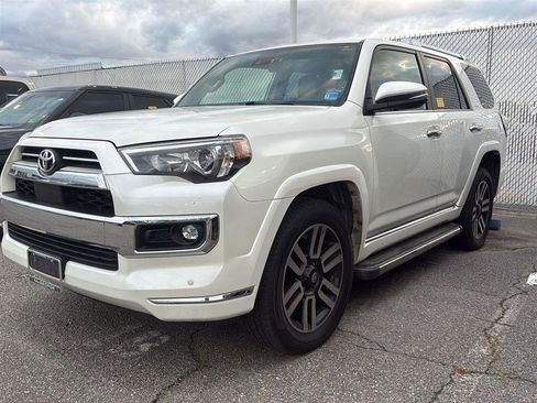 Used 2021 Toyota 4Runner Limited AWD/4WD image 2