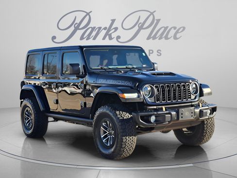 Used 2024 Jeep Wrangler Unlimited Rubicon 392 AWD/4WD image 4