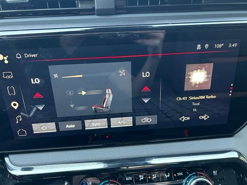 Used 2025 GMC Sierra 1500 AT4 w/ AT4 Premium Package AWD/4WD image 39