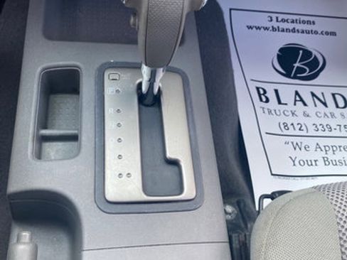 Used 2019 Nissan Frontier SV image 18