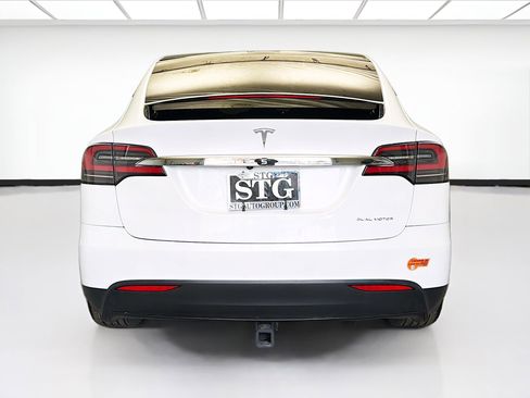 Used 2020 Tesla Model X Long Range image 5