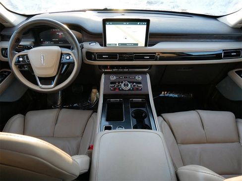 Used 2021 Lincoln Aviator Reserve w/ Equipment Group 202A image 12