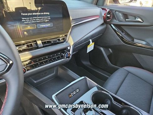 New 2026 Chevrolet Equinox RS w/ Convenience Package III AWD/4WD image 12