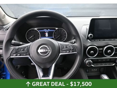 Used 2025 Nissan Sentra SV image 25