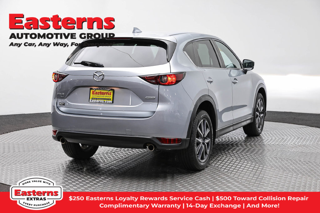 Used 2018 MAZDA CX-5 Touring w/ Preferred Equipment Package AWD/4WD image 6