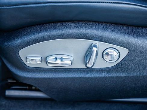 Used 2023 Porsche Macan image 22