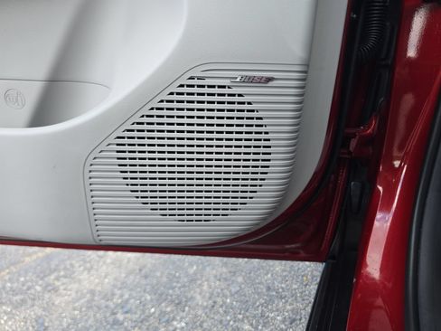 Used 2024 Hyundai Kona Limited FWD image 15