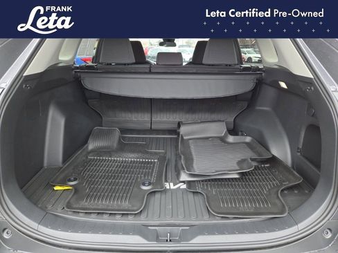Used 2025 Toyota RAV4 XLE image 31
