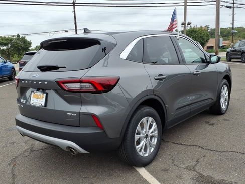 Certified 2023 Ford Escape Active AWD/4WD image 6