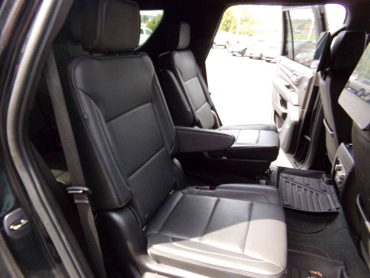 Used 2021 GMC Yukon Denali w/ Denali Ultimate Package AWD/4WD image 44