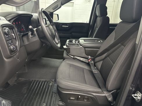 Used 2022 Chevrolet Silverado 1500 Custom Trail Boss AWD/4WD image 18
