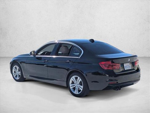 Used 2017 BMW 330i Sedan image 8