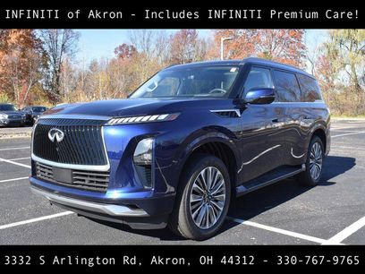 New 2025 INFINITI QX80 Luxe