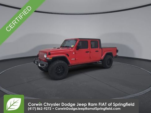 Certified 2020 Jeep Gladiator Overland AWD/4WD image 12