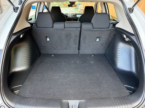 Used 2025 Honda HR-V LX image 30
