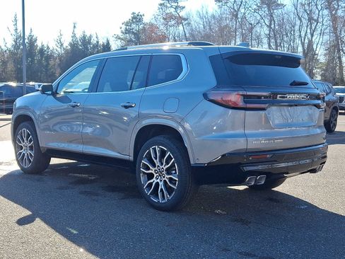 New 2026 GMC Acadia Denali Ultimate w/ LPO, Floor Liner Package image 3