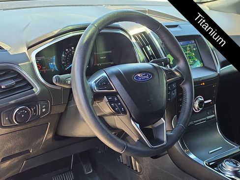 Used 2020 Ford Edge Titanium w/ Equipment Group 301A AWD/4WD image 11