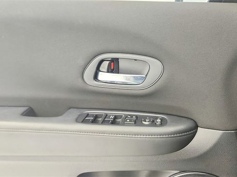 Used 2016 Honda HR-V LX image 22