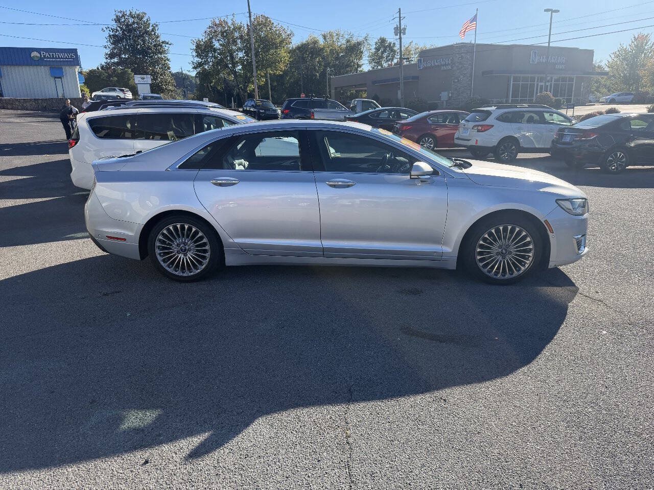 Used 2017 Lincoln MKZ Reserve w/ Technology Package FWD image 1