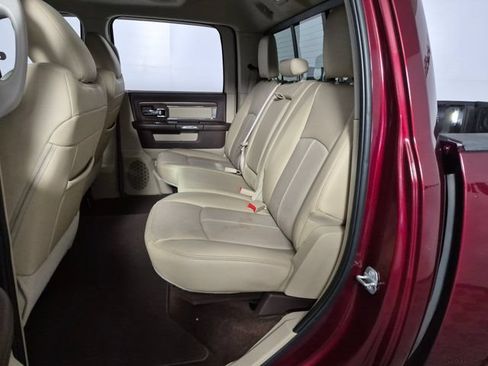 Used 2018 RAM 1500 Laramie w/ Convenience Group AWD/4WD image 24
