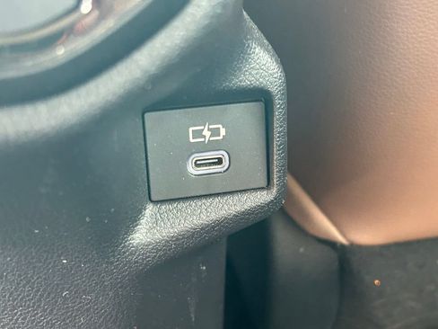 Used 2024 Toyota Grand Highlander AWD image 27