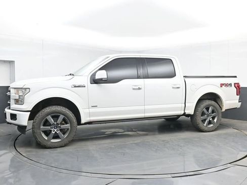 Used 2017 Ford F150 Lariat w/ Equipment Group 502A Luxury AWD/4WD image 11
