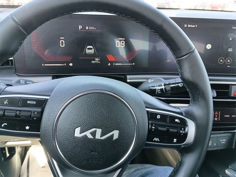 Certified 2025 Kia K5 GT-Line w/ GT-Line Premium Package image 21