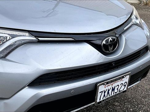 Used 2017 Toyota RAV4 Limited w/ Advanced Technology Package image 28