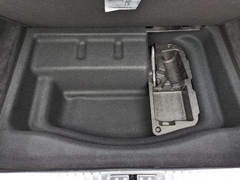 Used 2019 Mercedes-Benz S 560 4MATIC Sedan image 41