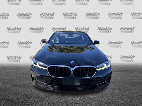Certified 2023 BMW 530i xDrive w/ Premium Package image 3