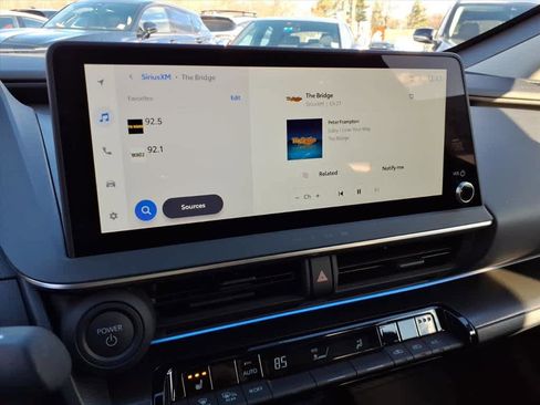 Used 2025 Toyota Prius AWD image 21