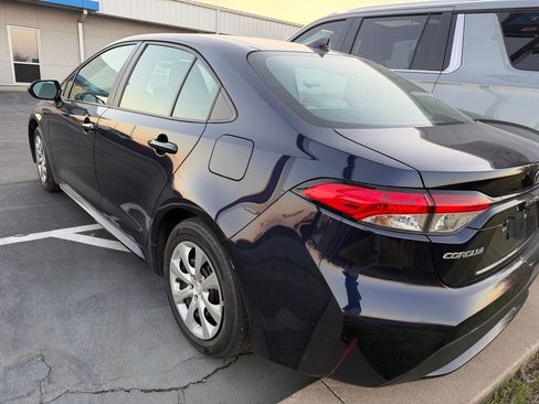 Used 2020 Toyota Corolla LE w/ Carpet Mat Package (TMS) image 6