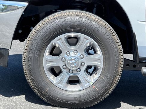 New 2026 RAM 3500 Tradesman w/ Chrome Appearance Group A AWD/4WD image 23