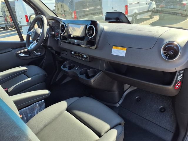 New 2026 Mercedes-Benz Sprinter 2500 image 17