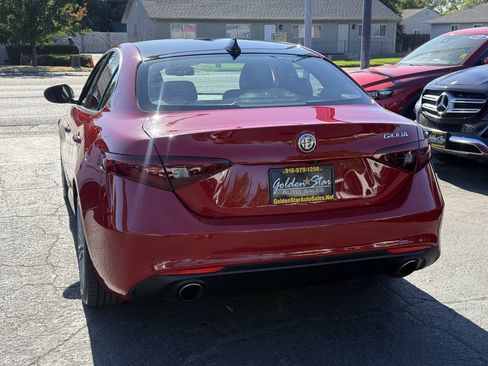 Used 2017 Alfa Romeo Giulia Ti w/ TI Lusso Package RWD image 7