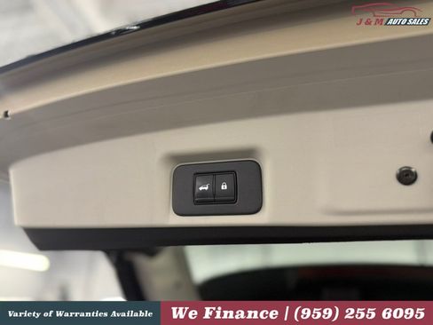 Used 2023 Nissan Ariya FWD image 35