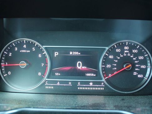 Certified 2023 Kia Sorento S image 28