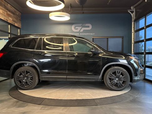 Used 2021 Honda Pilot Special Edition image 2