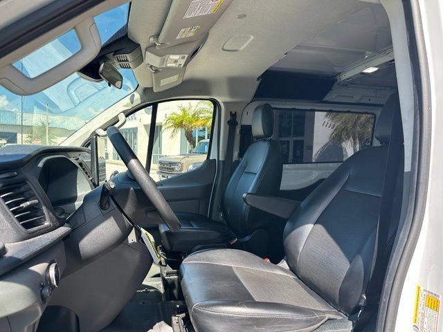 Used 2023 Ford Transit 250 Low Roof RWD image 11