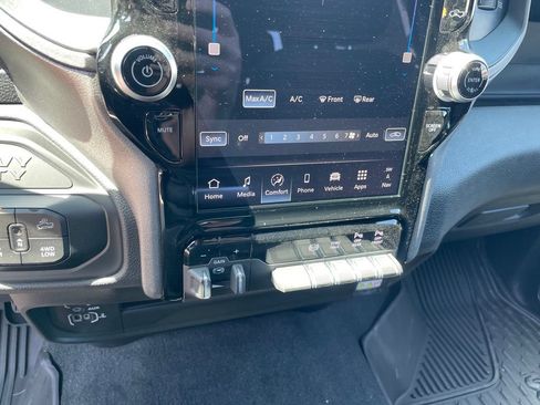 New 2026 RAM 2500 Warlock AWD/4WD image 16