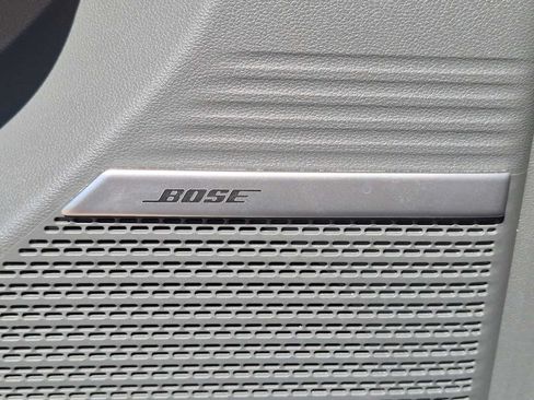 Certified 2025 Hyundai Santa Fe Limited FWD image 32