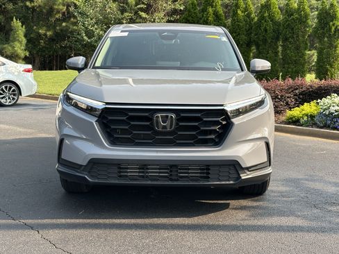 Used 2025 Honda CR-V LX image 3