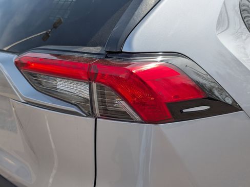 Certified 2021 Toyota RAV4 LE image 18