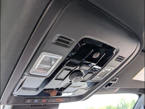 Used 2026 GMC Yukon Elevation image 19