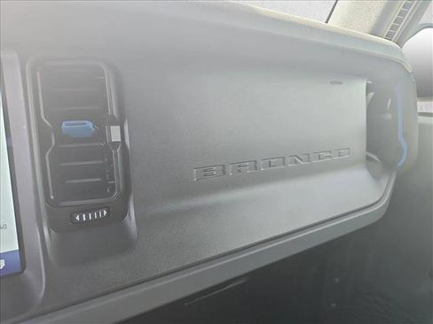 Certified 2024 Ford Bronco Black Diamond AWD/4WD image 23