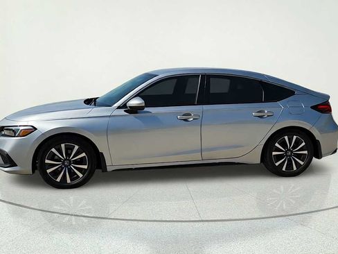 Used 2024 Honda Civic EX-L image 4