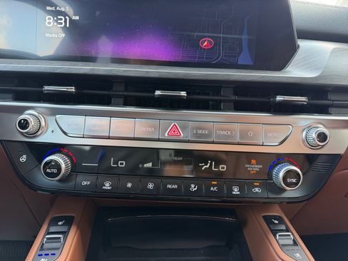 Used 2025 Kia Telluride EX X-Line AWD/4WD image 11