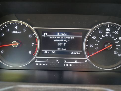 Certified 2023 Kia Sorento S w/ Panoramic Sunroof Package AWD/4WD image 21